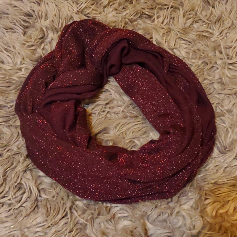 Glitter Infinity Scarf 🧣